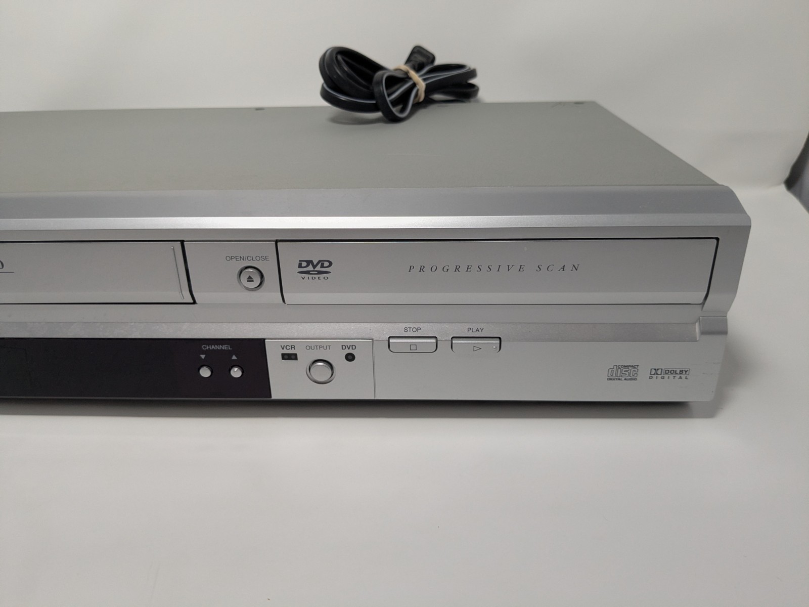 Presidian PDC-3286 VHS VCR Player Recorder DVD 4 Head Hi-Fi DVD Works VHS Doesnt