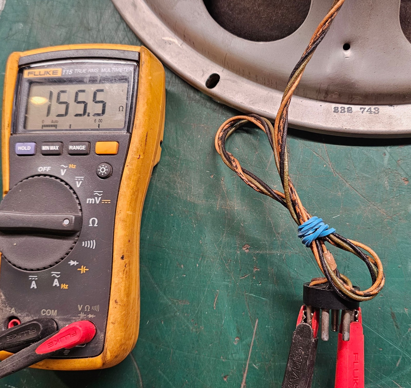 Magnavox 15″ Field Coil Speaker 150 Ohm FC / 16 Ohm VC Tested 155Ω/11.3Ω 583002