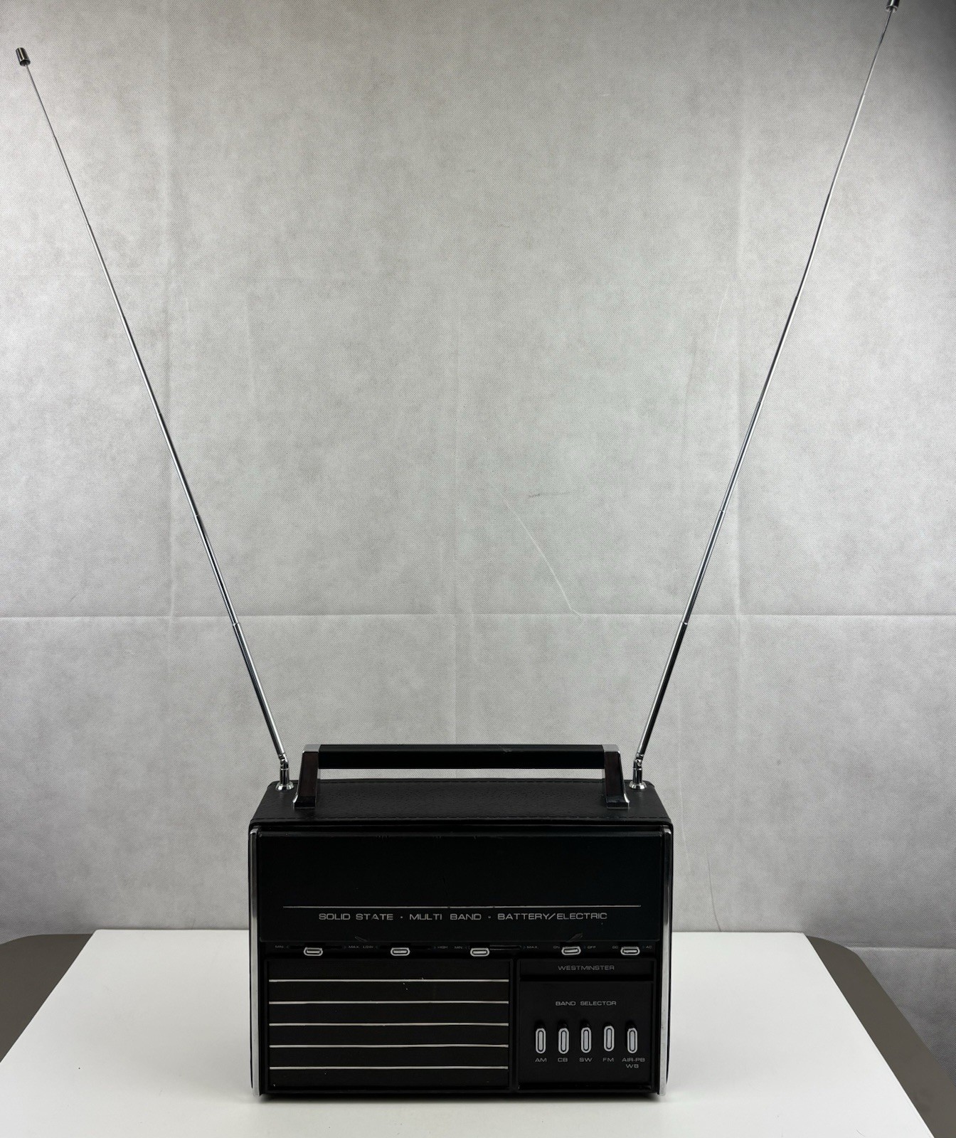 Vintage Westminster Model 1425 AM FM SW CB Air Weather Band Radio, Hong Kong