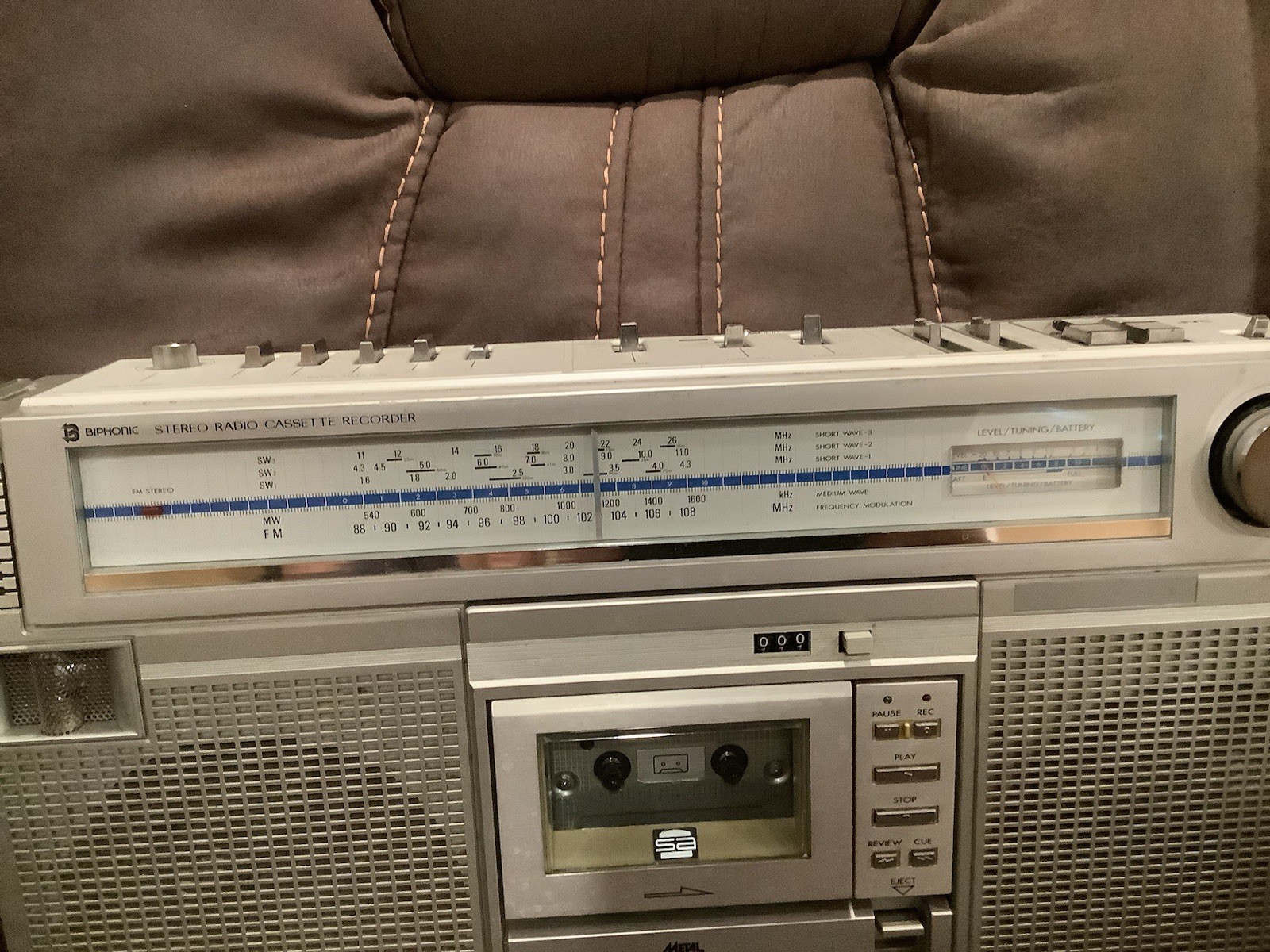 Vintage JVC Boom Box Model RC M60JW
