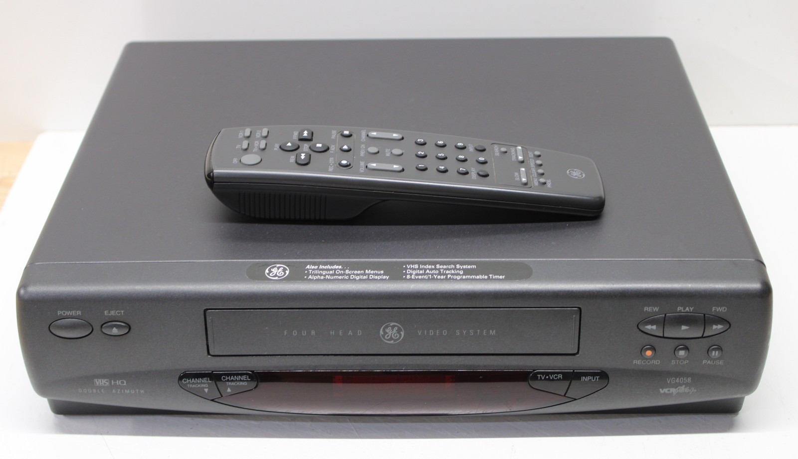 GE VG4058 4 Head VCR VHS Player Recorder with Remote – For Parts or Repair