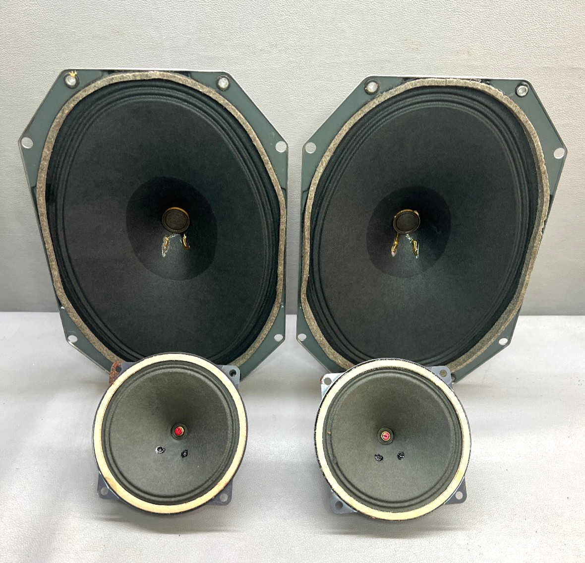 Pair Isophon Klangfilm Magnet Full Range Speakers 25.5cm with Tweeters 10.5cm