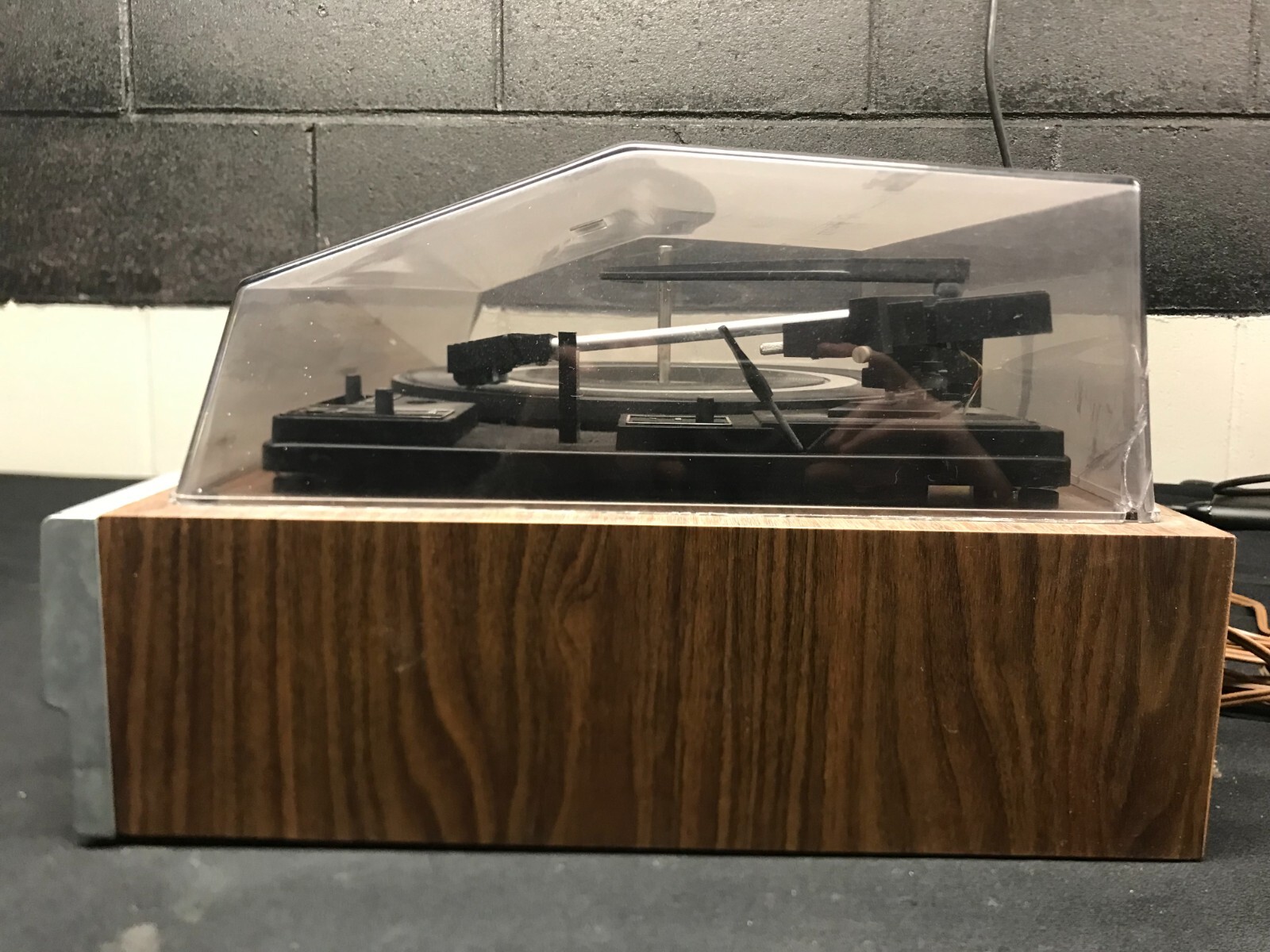 Vintage Daytron 180 AM/FM Eight Track Stereo Walnut Vinyl on Wood Cabinet