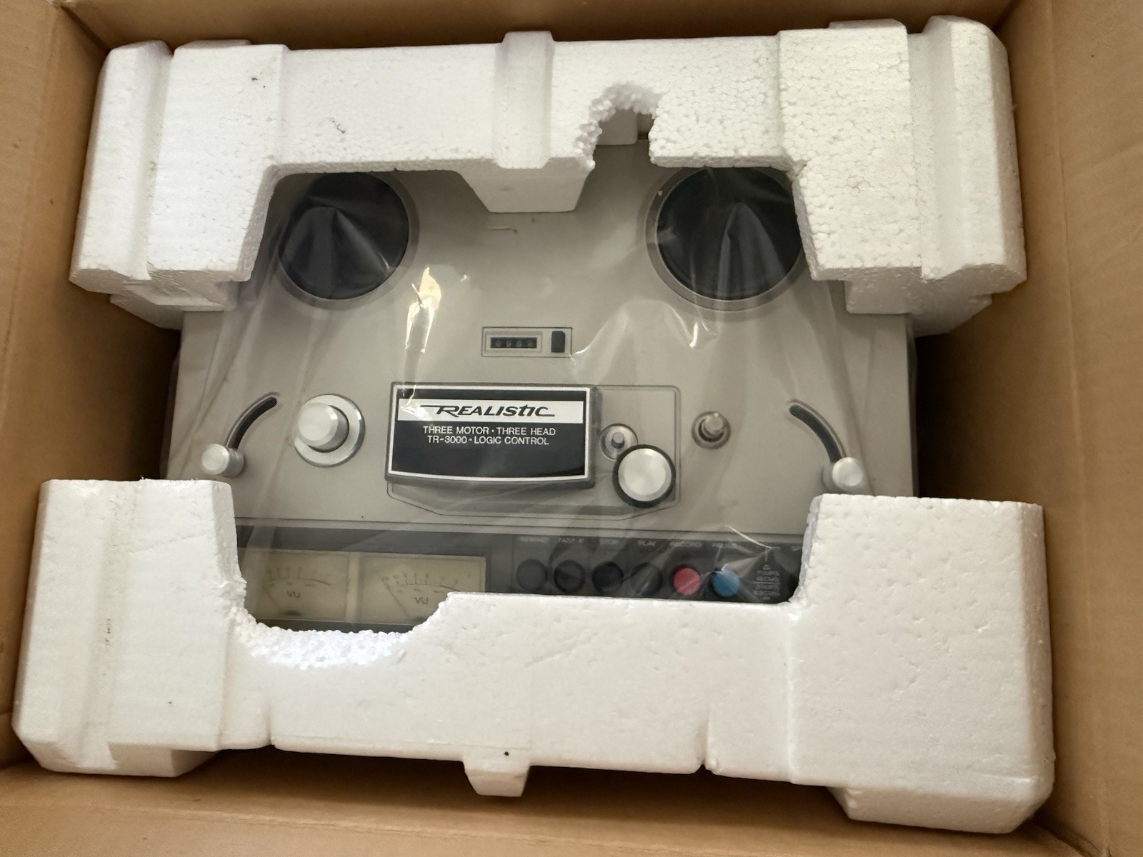 Realistic TR-3000 Three Motor Three Head 7″ Stereo Reel-to-Reel w/ Cord NO REELS
