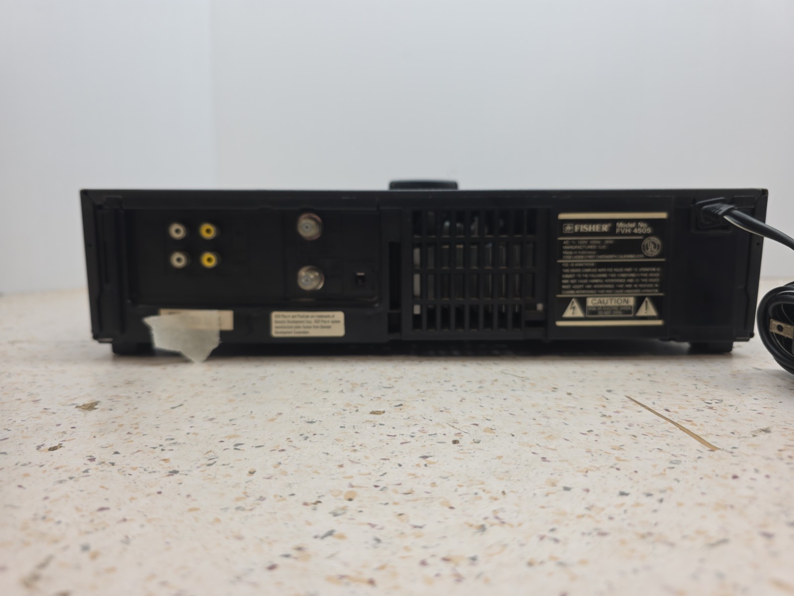 Fisher VHS VCR VCR Plus Tested Working w/ Original Remote 4 Head FVH4505