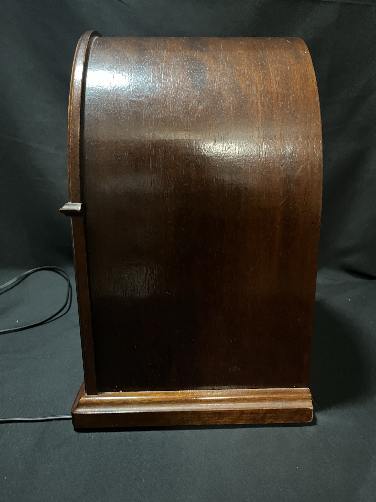 General Electric GE Reproduction Model No 7-4100JA Cathedral AM/FM Radio Wood