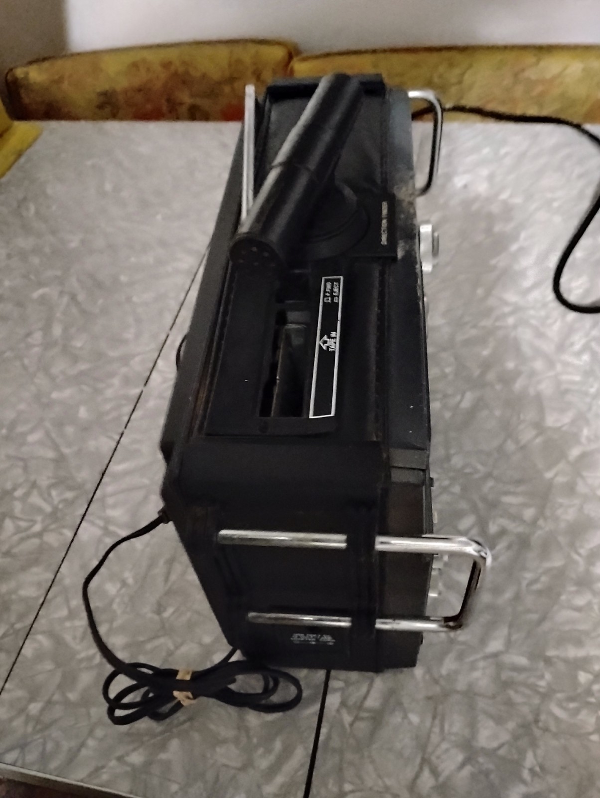 vintage Rhapsody Model No. RY-611 Mutiband Receiver Radio – Read Description
