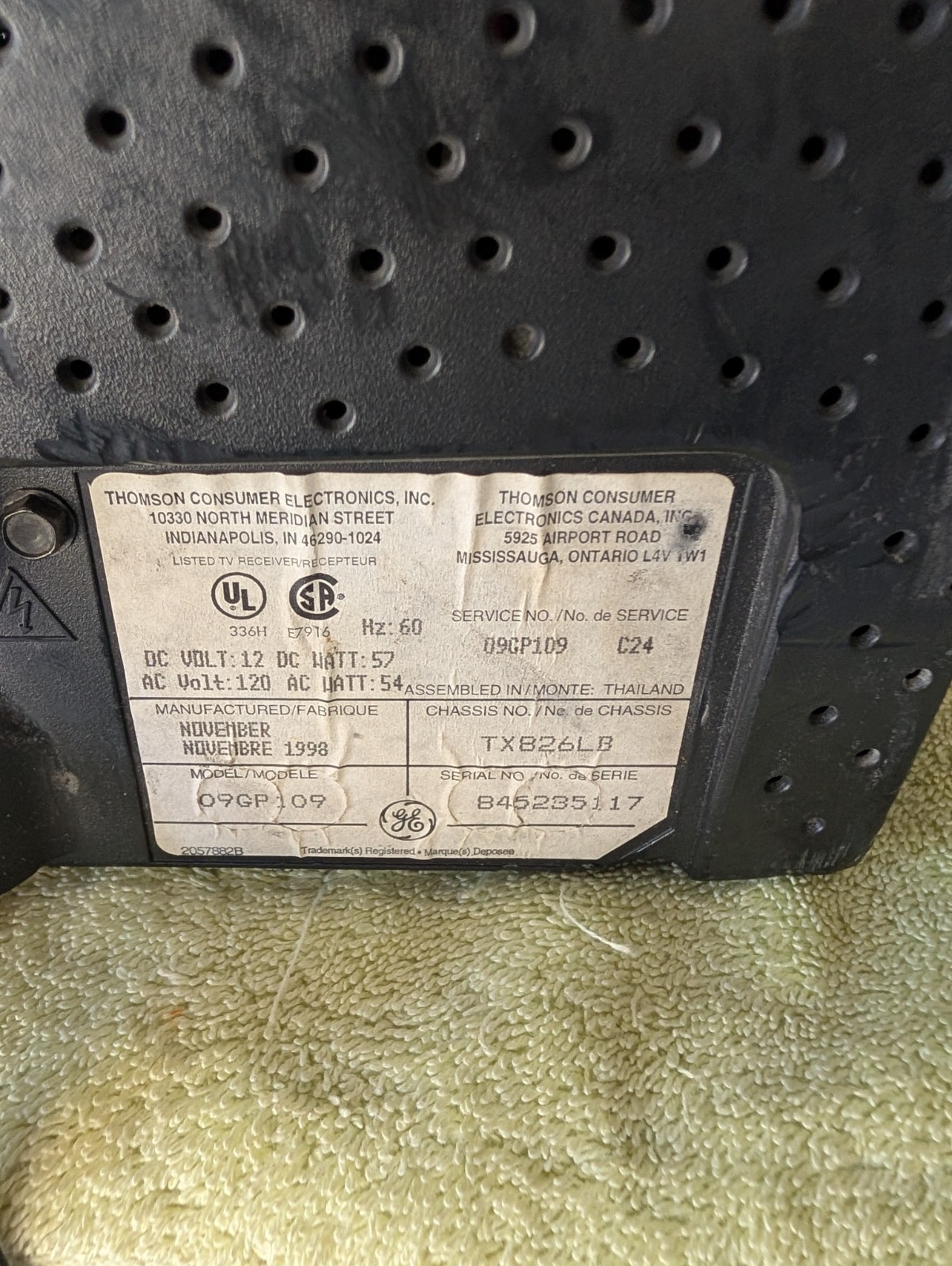 GE Spacemaker 09GP109 9” CRT TV Retro Gaming RF Vintage 1997 Works AC/DC