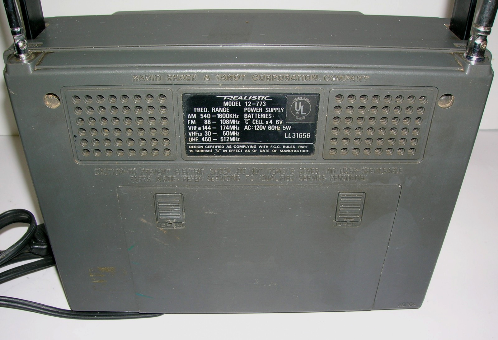 1978 REALISTIC PATROLMAN-5 Multiband Radio (AM/FM/UHF/ VHF – Hi/Low) VINTAGE