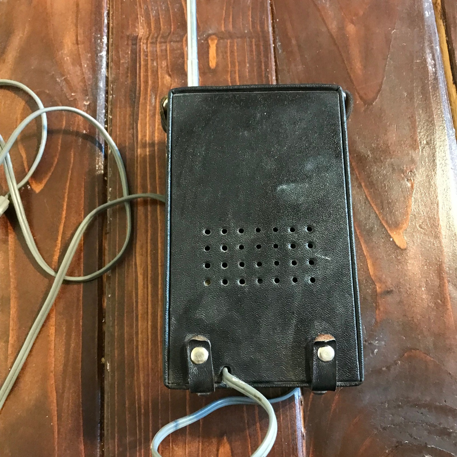 Vintage Midland Solid State AM FM Portable Radio Battery Electric Black Case