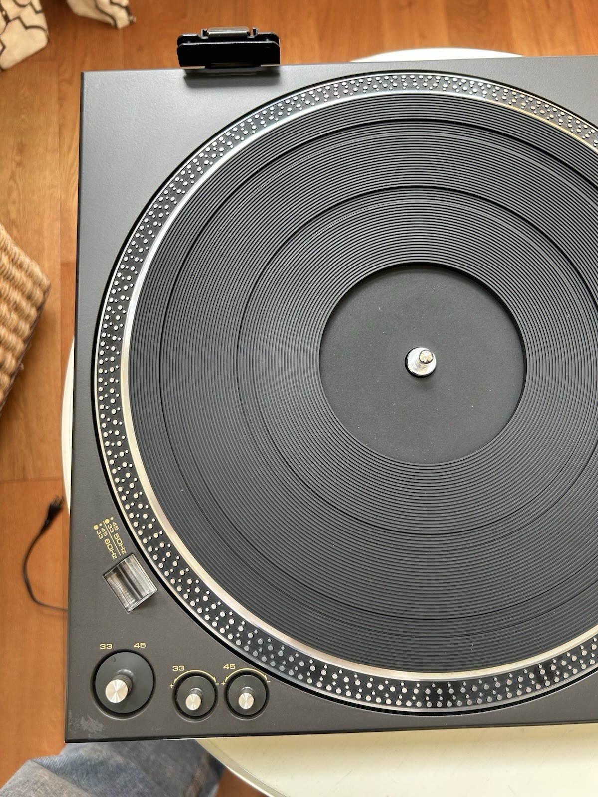 Technics SL-1350 Turntable NearMint Play 1-6 LPs w/Spindle New HdShell, AT Cart