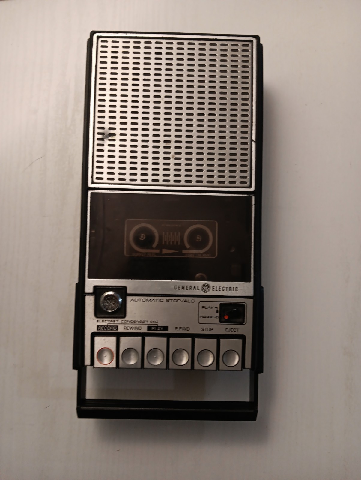 General Electric Cassette Player Vintage Recorder Model 3-5105G AC/Battery