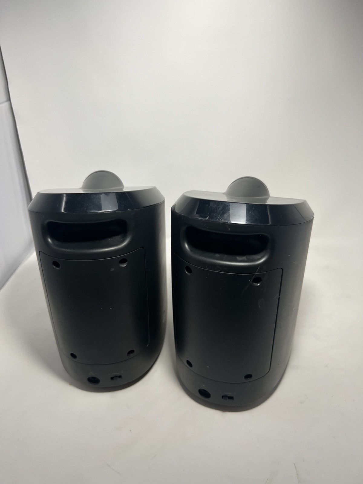 Acoustic Research Model AW877 Wireless Speakers Only NO POWER CORDS