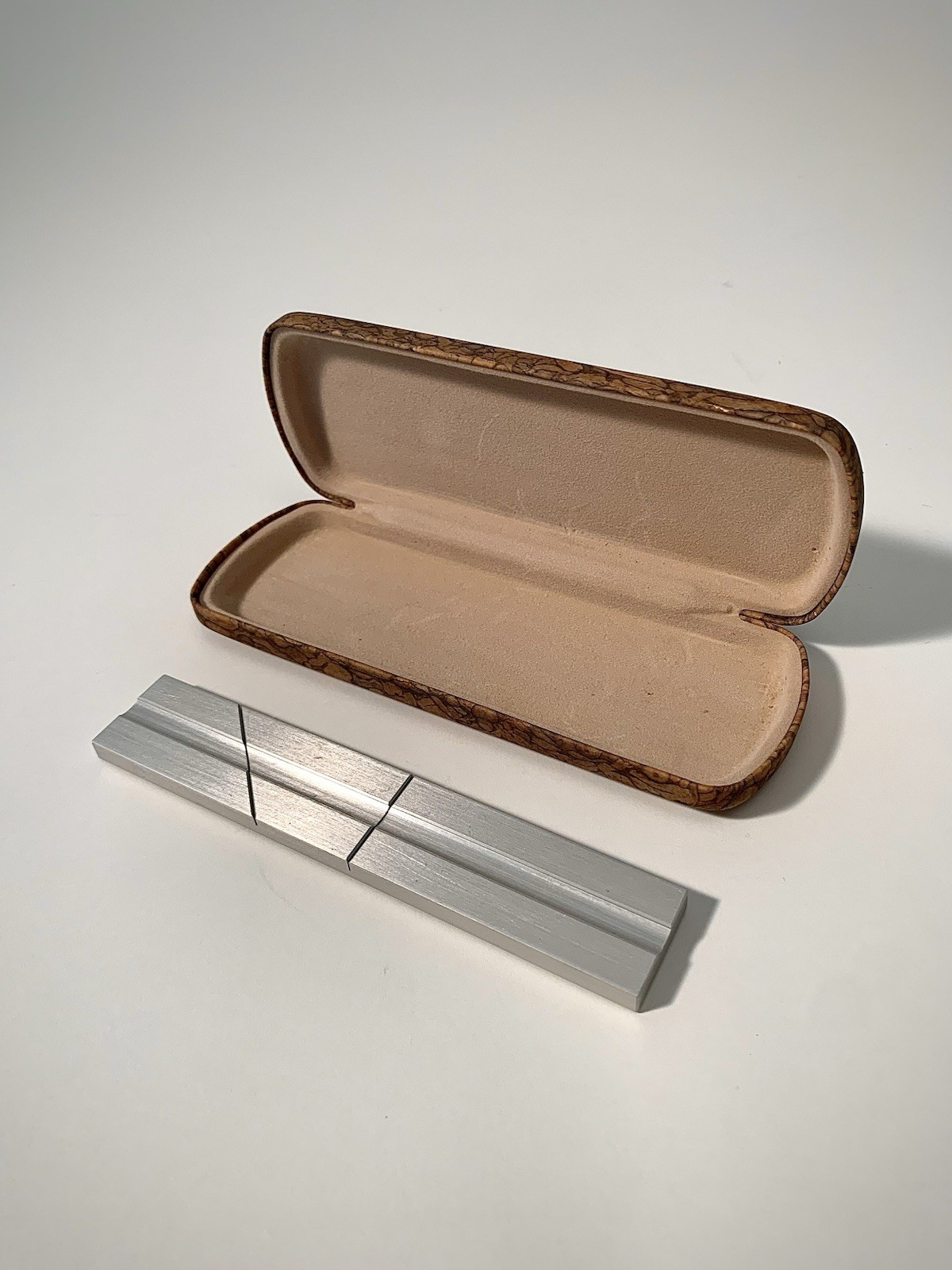 Professional 1/4 Inch Audio Tape Splicing Block And Case
