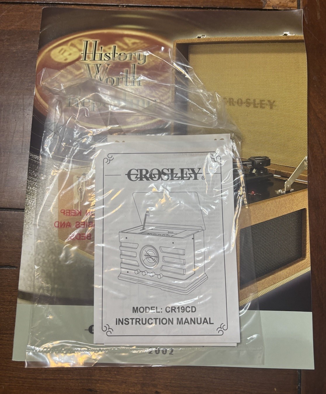 Crossley Stereo Model: CR19CD. FM 88. AM 525. Hidden CD PLAYER BRAND NEW IN BOX