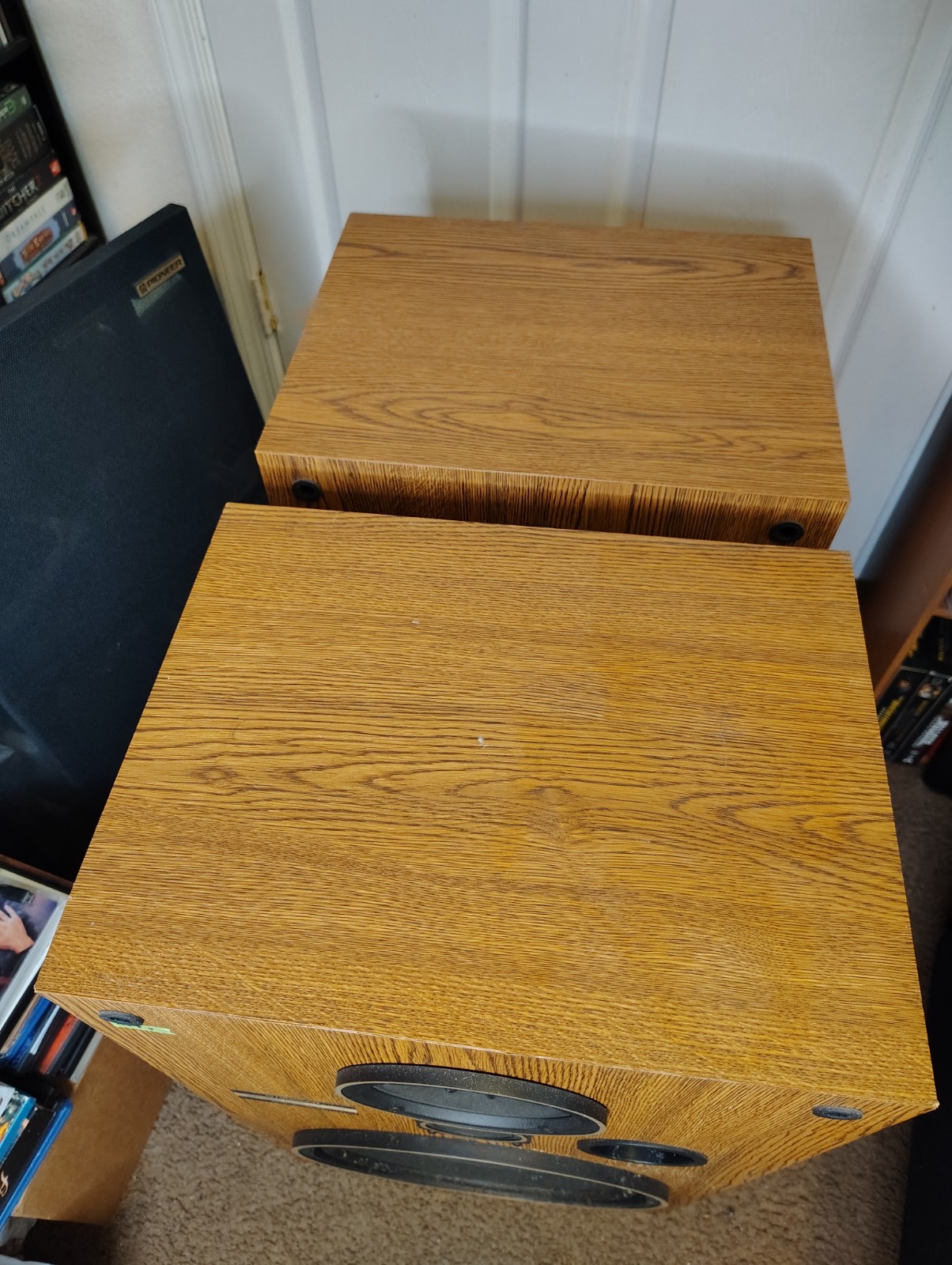 Pair of Vintage Pioneer CS-G303 3-Way Speaker System 120W 35-20 KHz 6ohm READ