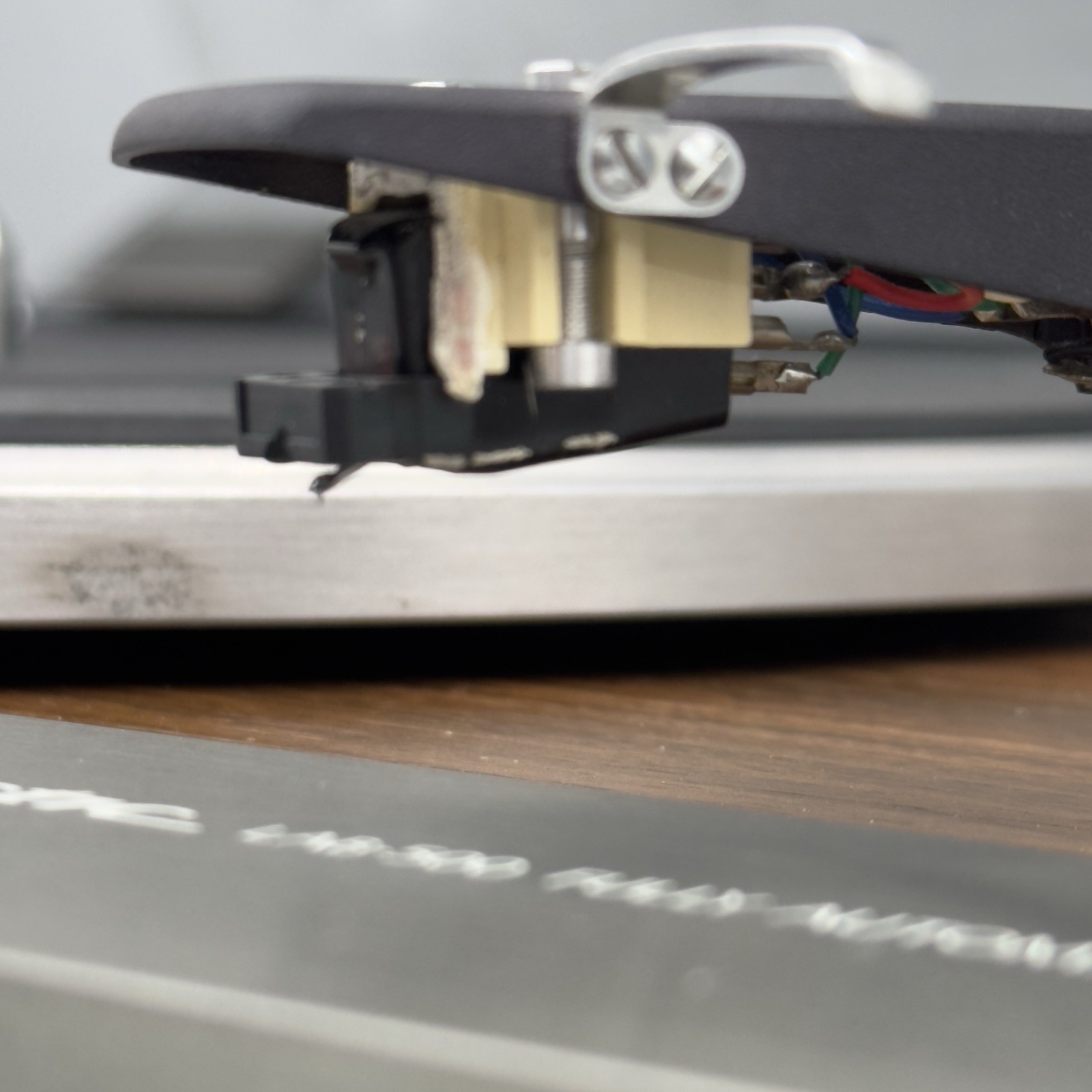 Realistic LAB-500 Fully Automatic Direct Drive Quartz Lock Turntable