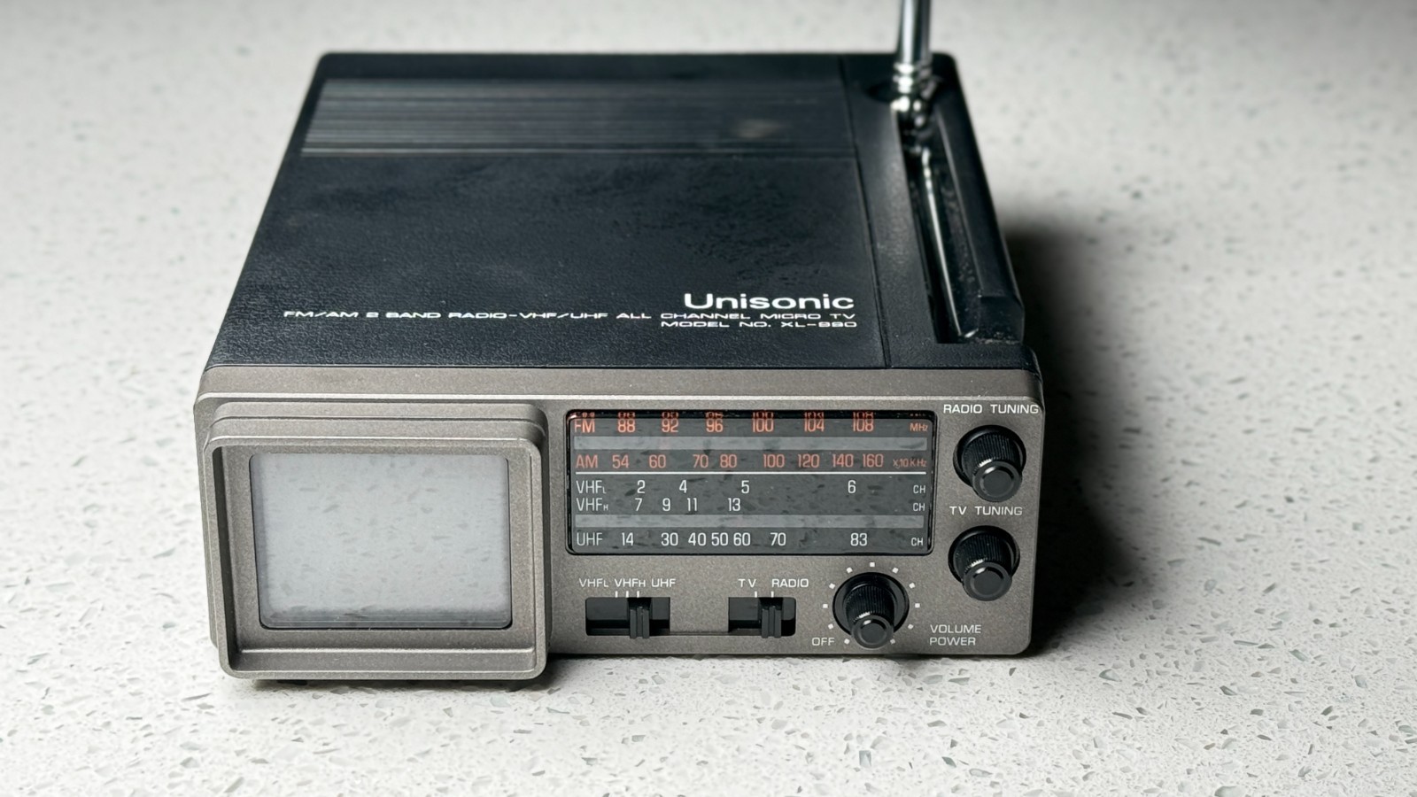 Vintage 1979 Unisonic Micro TV XL-990 Portable Television TV Exc Cosmetic Cond