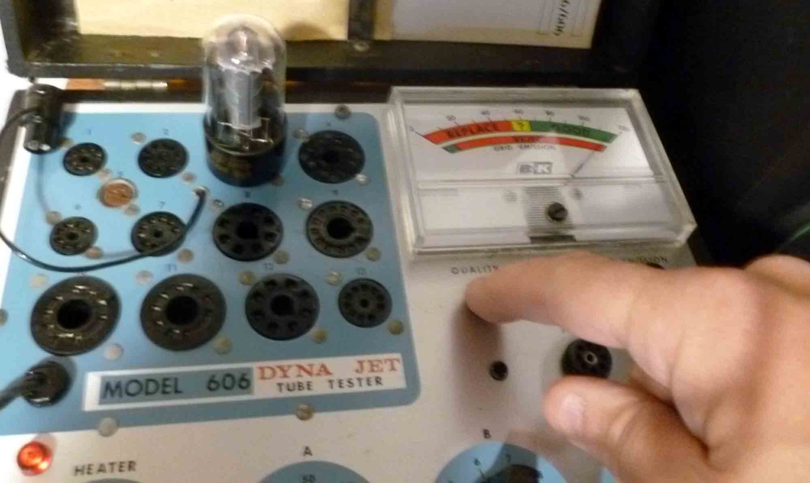 Pair RCA Grey Plate 6v6 GTA Power Tubes 6/15 on the Orange Tester