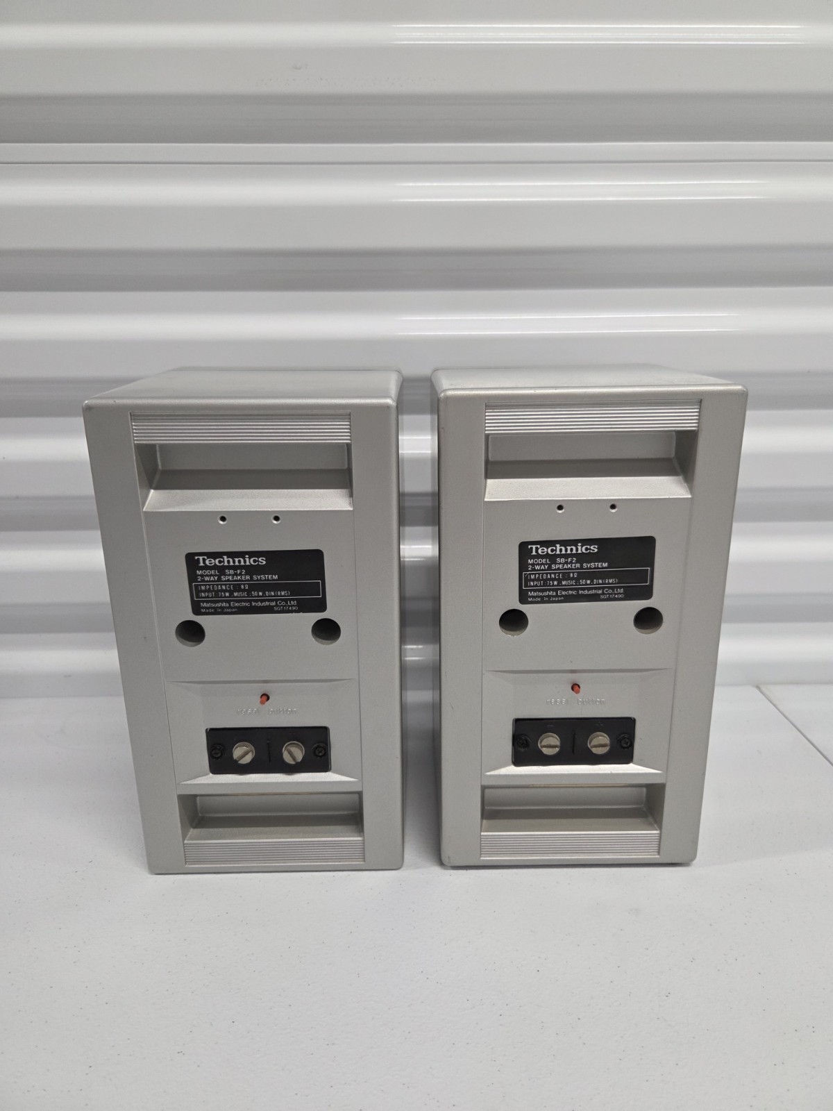 ​Vintage Technics SB-F2 2-Way Linear Phase Speakers Pair Silver Japan – Tested