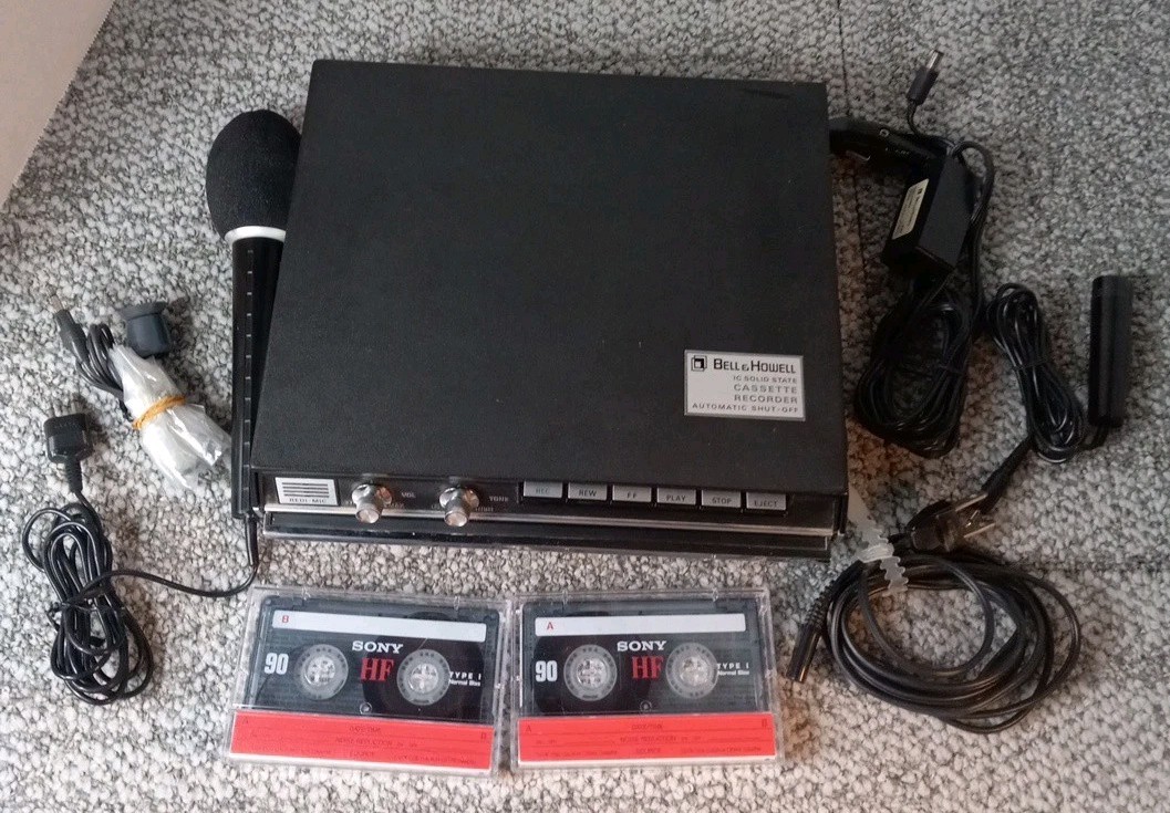 Vintage Bell & Howell Model 3095 IC Solid State Cassette Player Recorder – Works