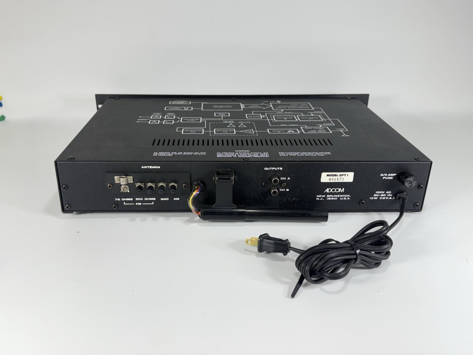 Adcom GFT-1 Quartz Referenced Digital AM/FM Stereo Tuner – WORKING