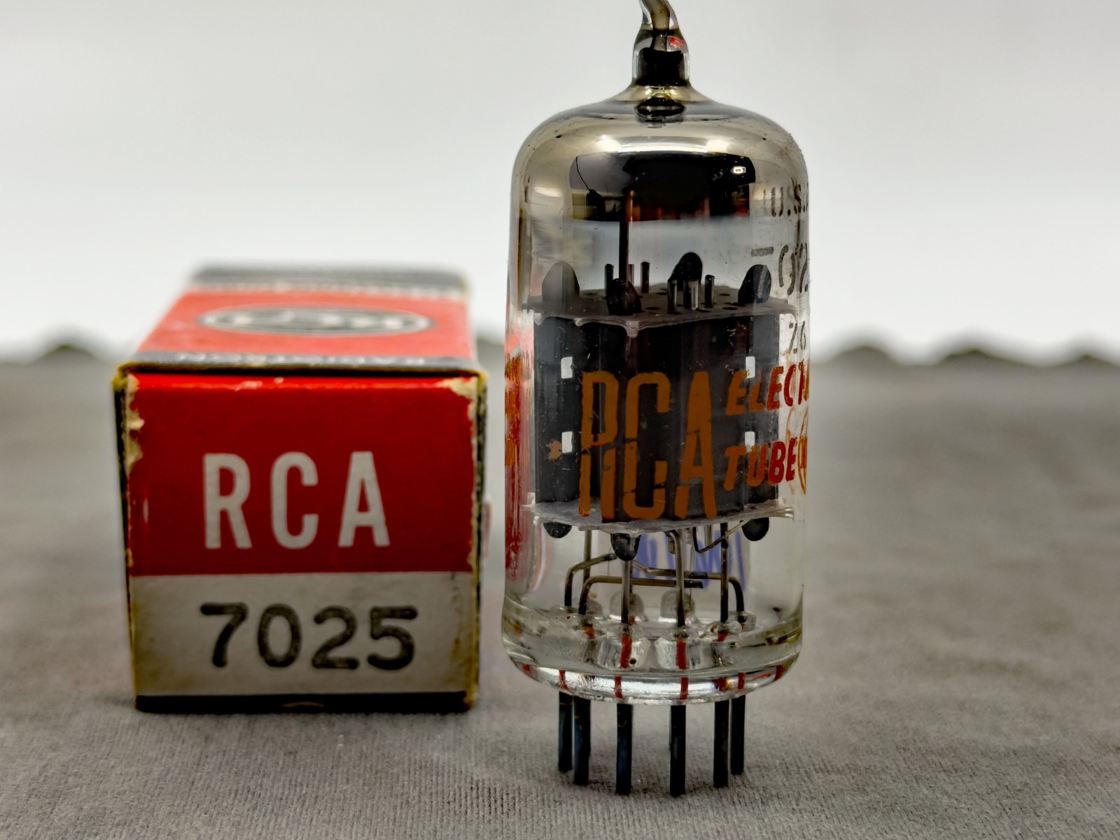 Balanced NOS RCA 7025 Short Gray Plates Halo Getter NIB Cond Tests NOS Amplitrex