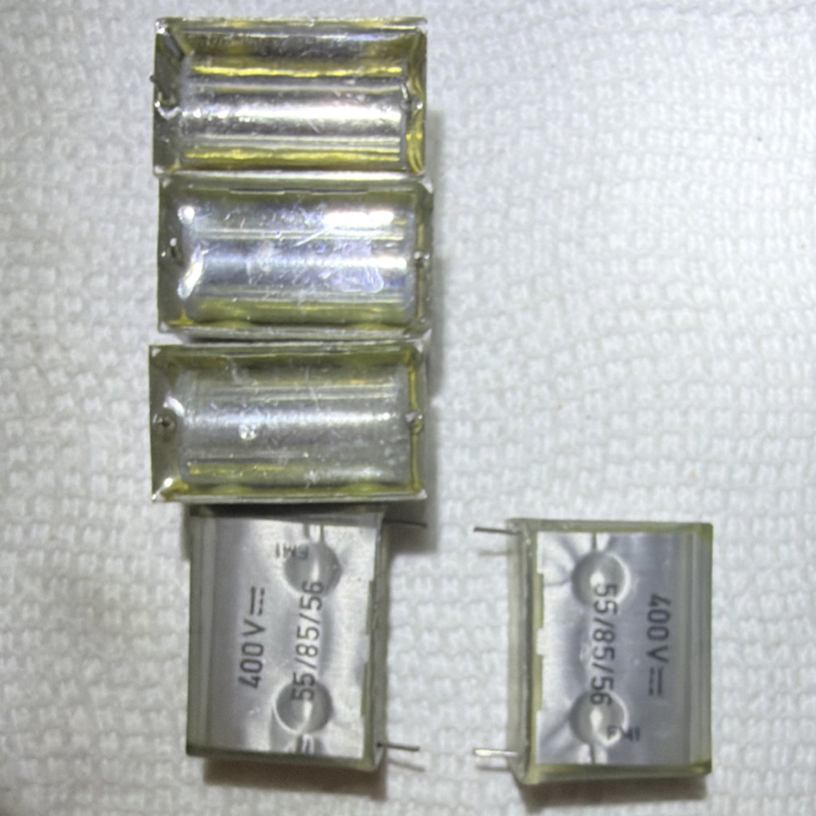 (100x) RIFA Film Box Capacitors PHE403KF715 1.5uF 400V