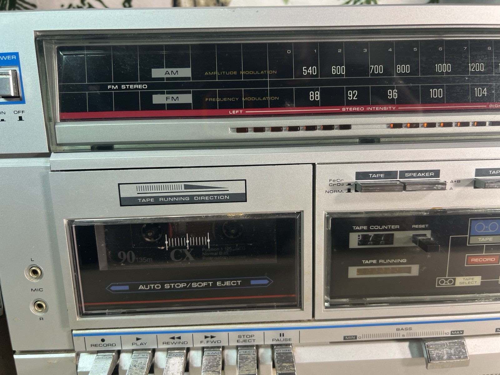 Vintage Soundesign 5642 Radio Tape Player/Recorder (2) 707S Wood Box Speakers
