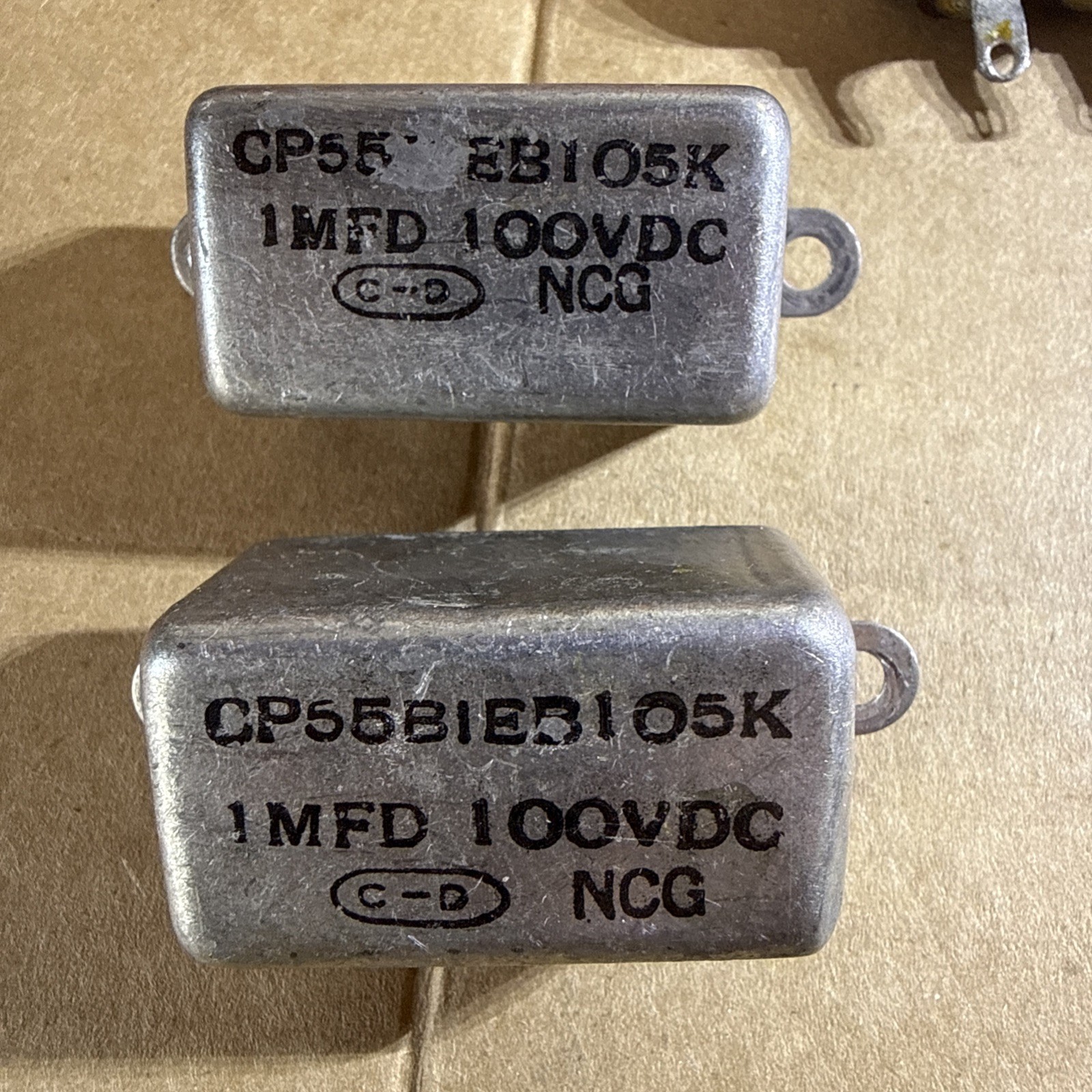 VINTAGE OIL CAPACITORS VDC MIKAMOLD, SPRAGUE, GE, ELECTRICAL UTILITIES CO.