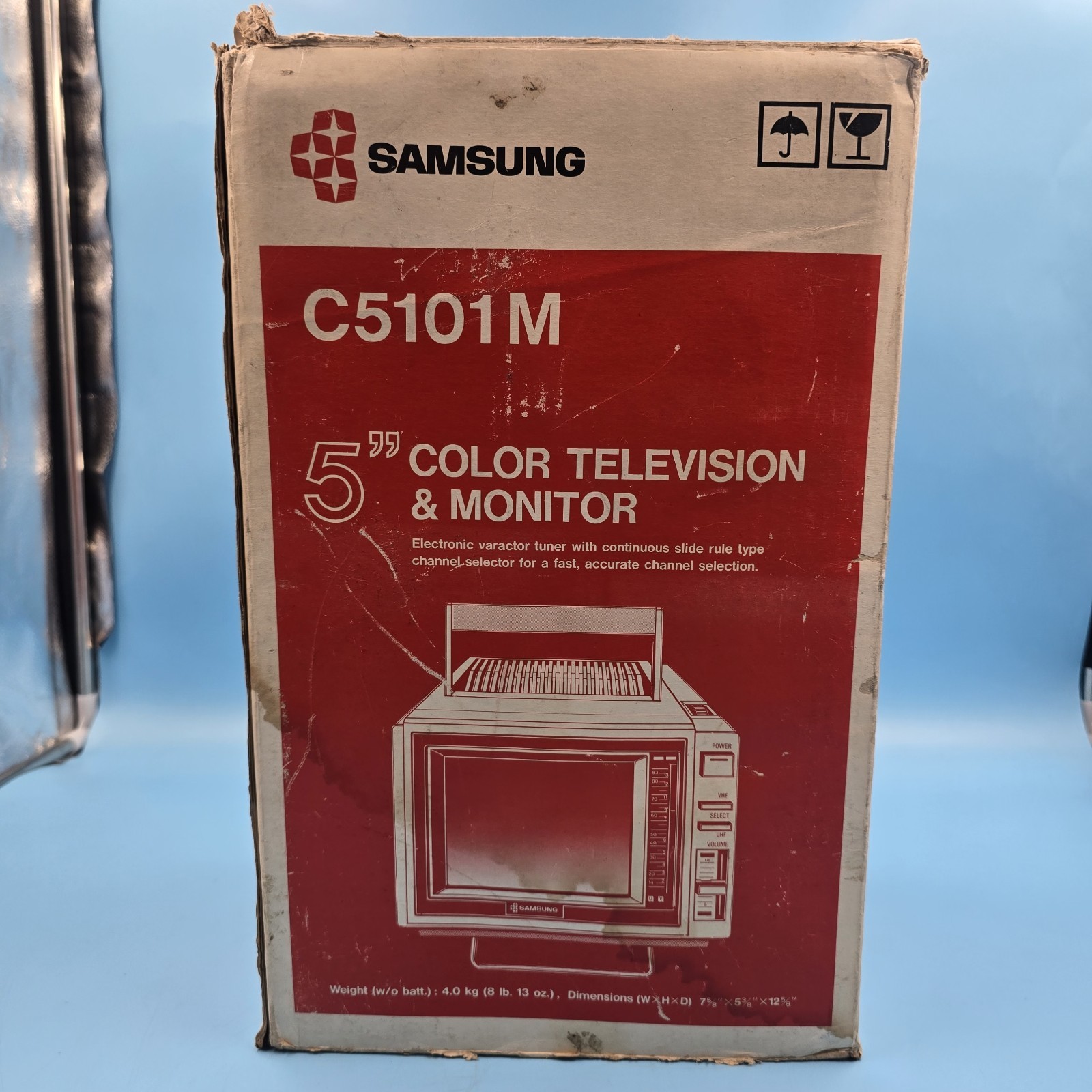 Vintage Portable TV 1985 Samsung C5101M TV Retro Nintendo gaming 5″ Color In Box