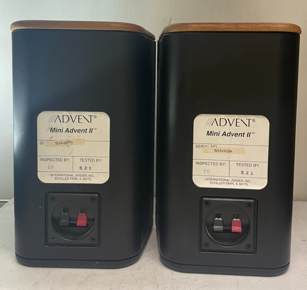 Mini Advent II Stereo Bookshelf Speaker Pair Wood Grain Tested