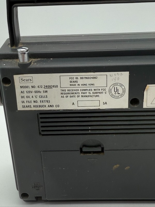 Sears Roebuck LXI Series Multiband Portable Radio Model 472-24082450