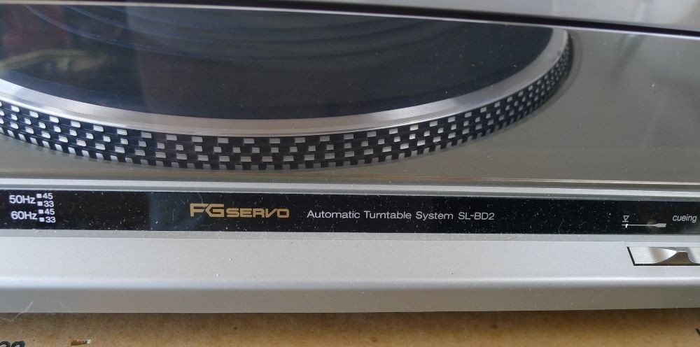 Technics SL-BD2 Quartz Locked Belt Drive Semi-Auto Turntable Mint in Box NOS