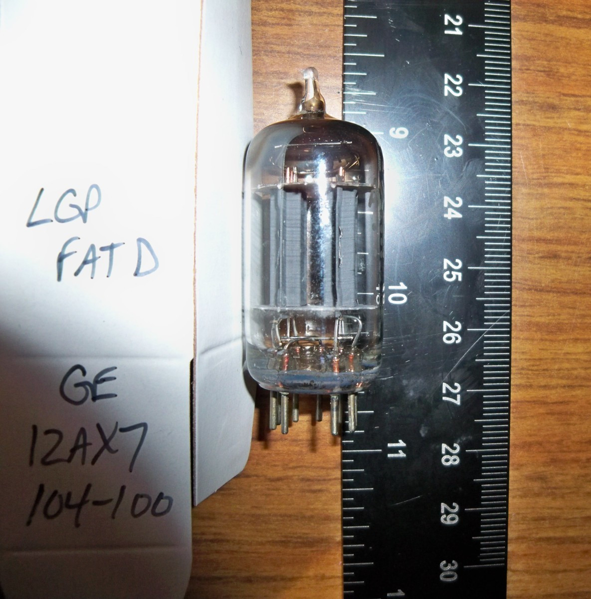 Strong GE Long Gray Plate FAT D Getter 12AX7 / ECC83 Tube – 104/100