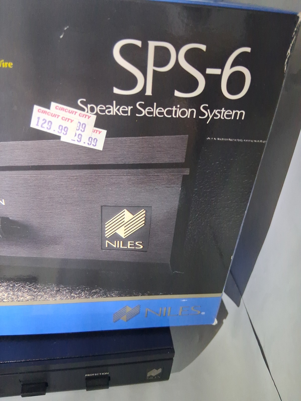 NILES SPS-6 SPEAKER SELECTOR SYSTEM.