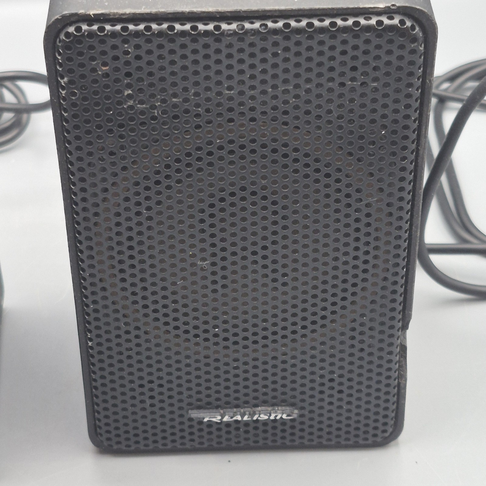 Vtg Realistic Minimus 3.5 Speakers 15W Input 8 Ohms 40-1996A Untested 3.5″ X 5″