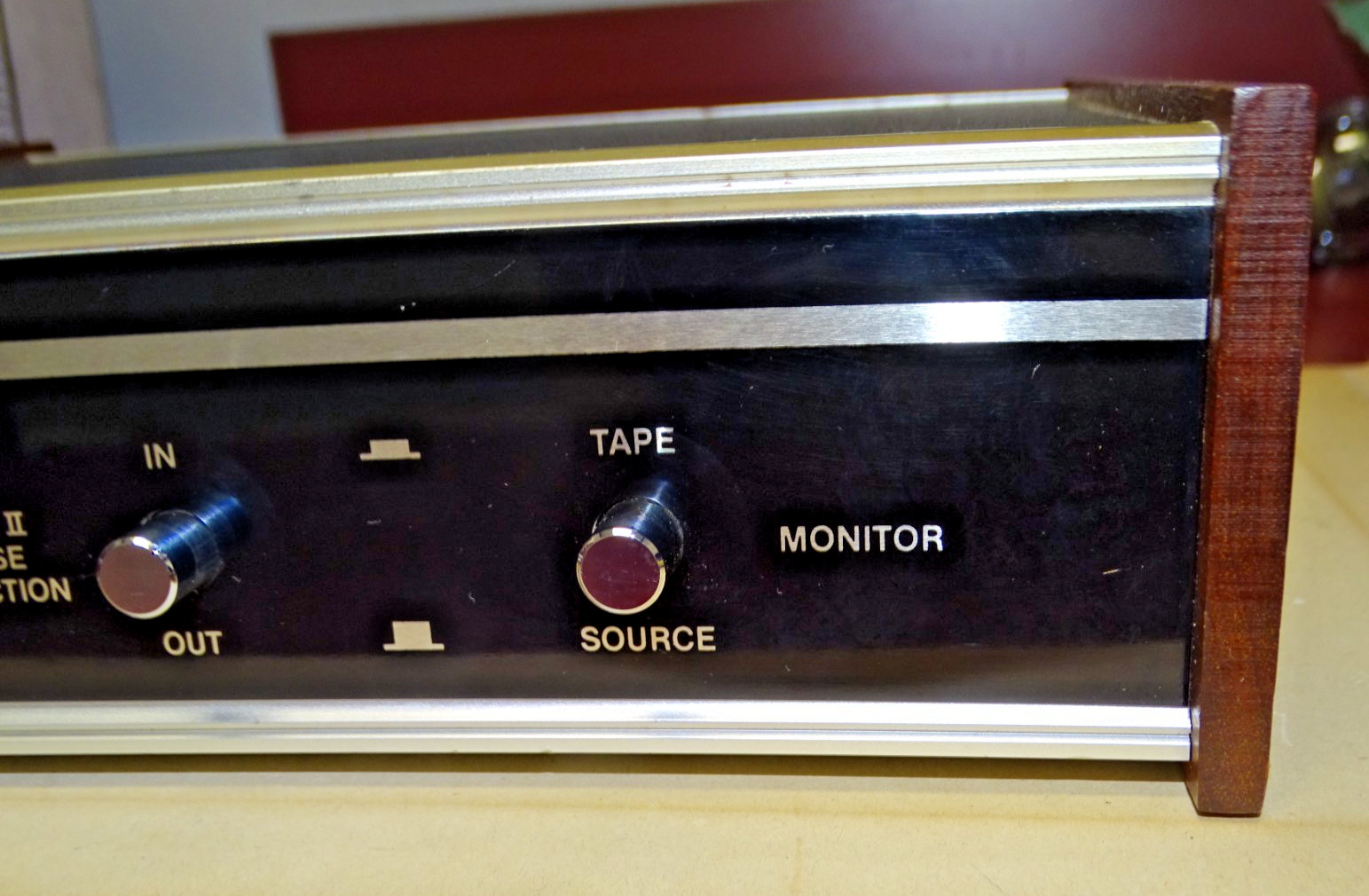 DBX 21 Disc/Tape Decoder Type II Noise Reduction Unit