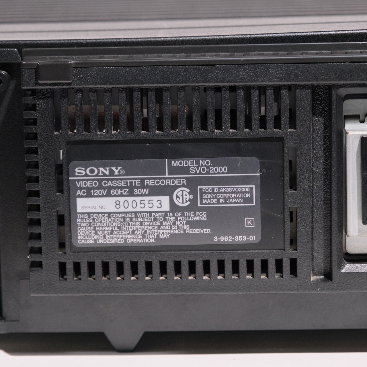 SONY SVO 2000 Professional VCR S-VHS Player recently serviced WORKING!