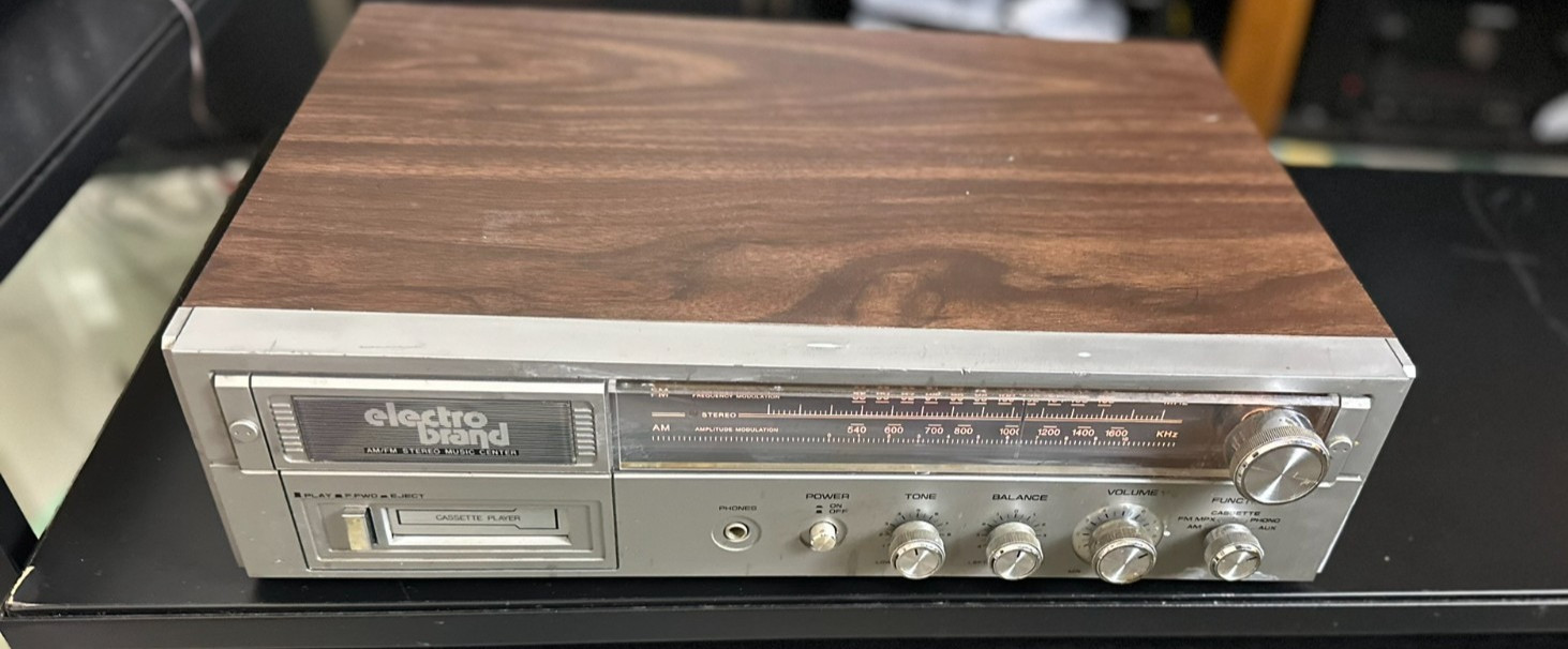 Electro Brand 7543 Stereo Receiver Cassette Player AM FM Vintage Woodgrain