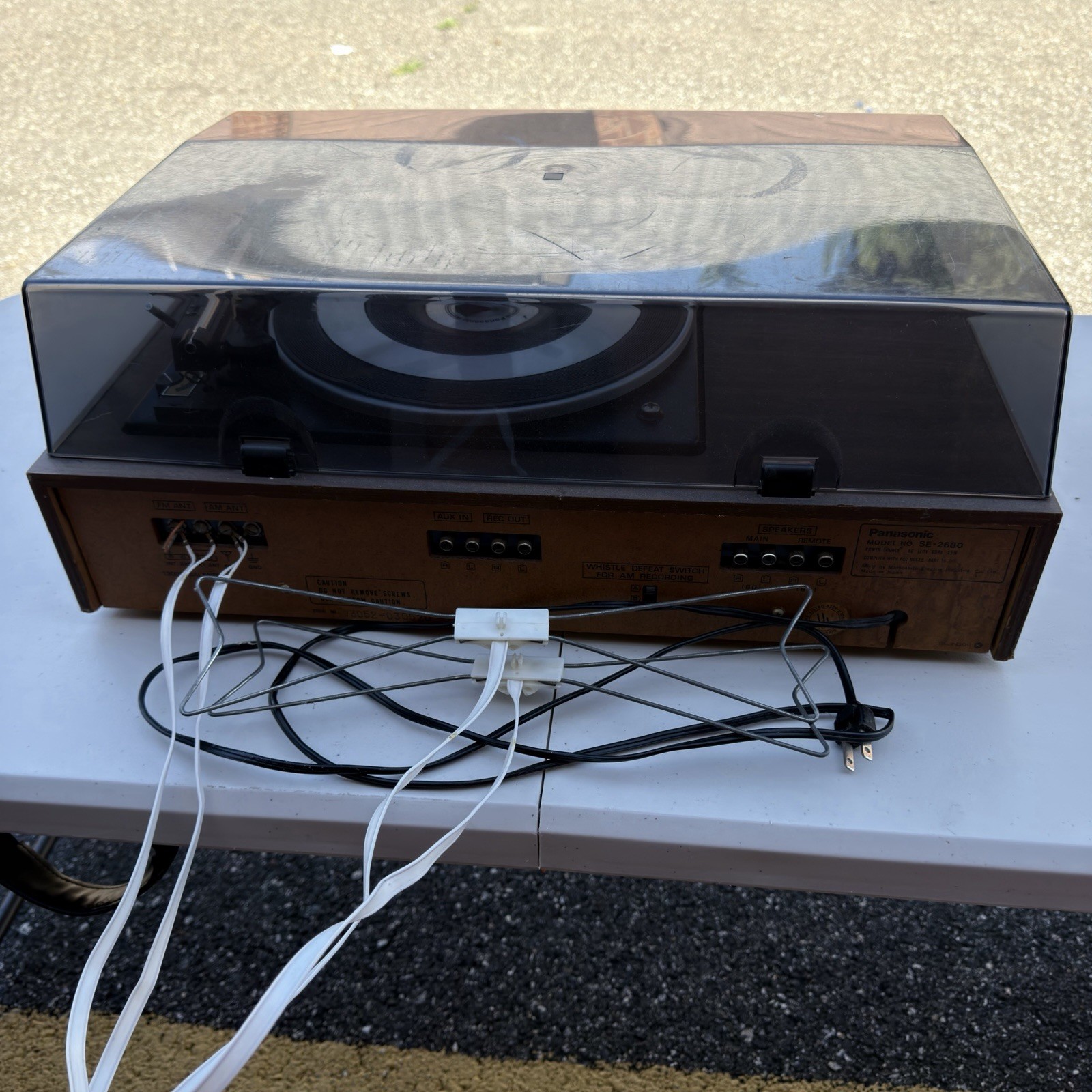 1970s Panasonic SE-2680 AM/FM Radio 8-Track Turntable Stereo System W/Speakers
