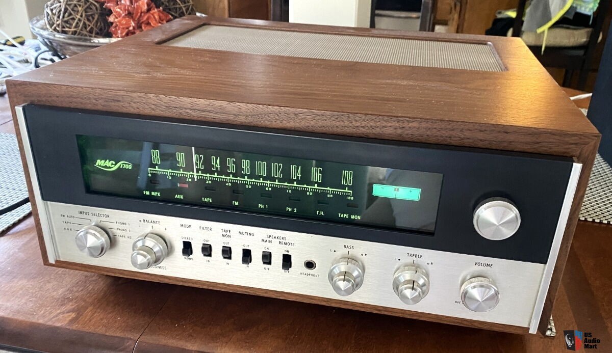 McIntosh MAC 1700 Stereo Receiver – Recapped, Serviced, w/Solid Walnut Cabinet