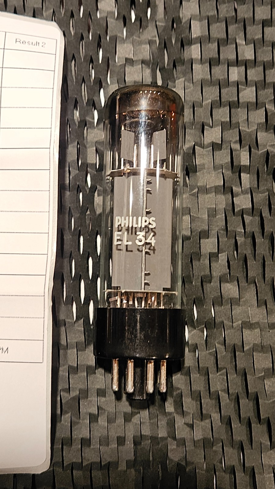 TESTS STRONG Single Philips EL34 Vacuum Tube Tested on Amplitrex AT1000