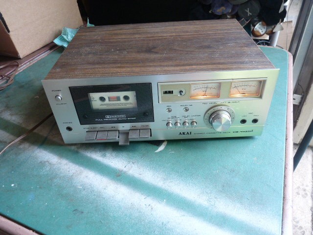 Akai CS-702DII Stereo Cassette Deck Vintage Silver Face Wood Cabinet Tested