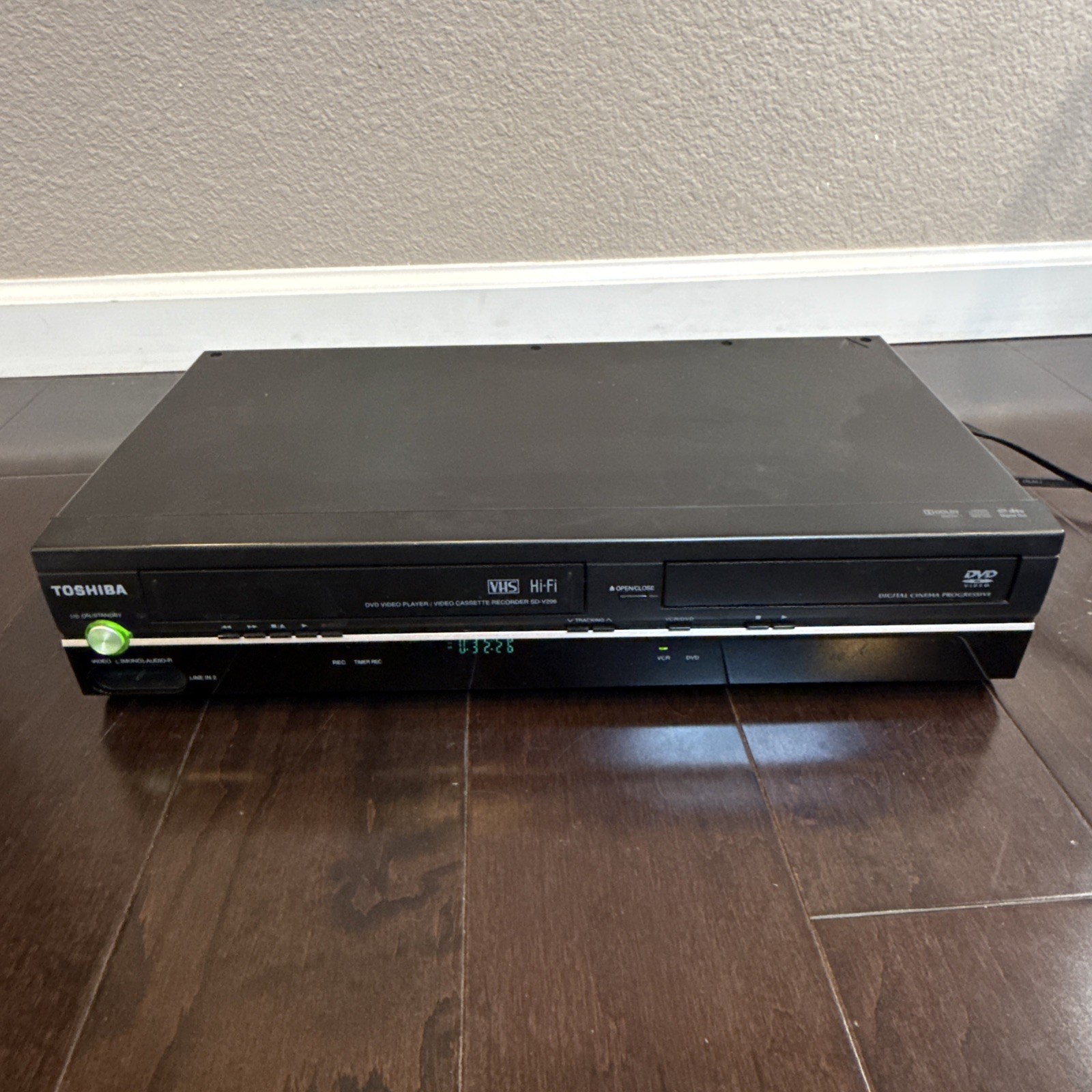 Toshiba SD-V296-K-TU DVD/VCR Combo Player NO Remote – Tested Works With Manual
