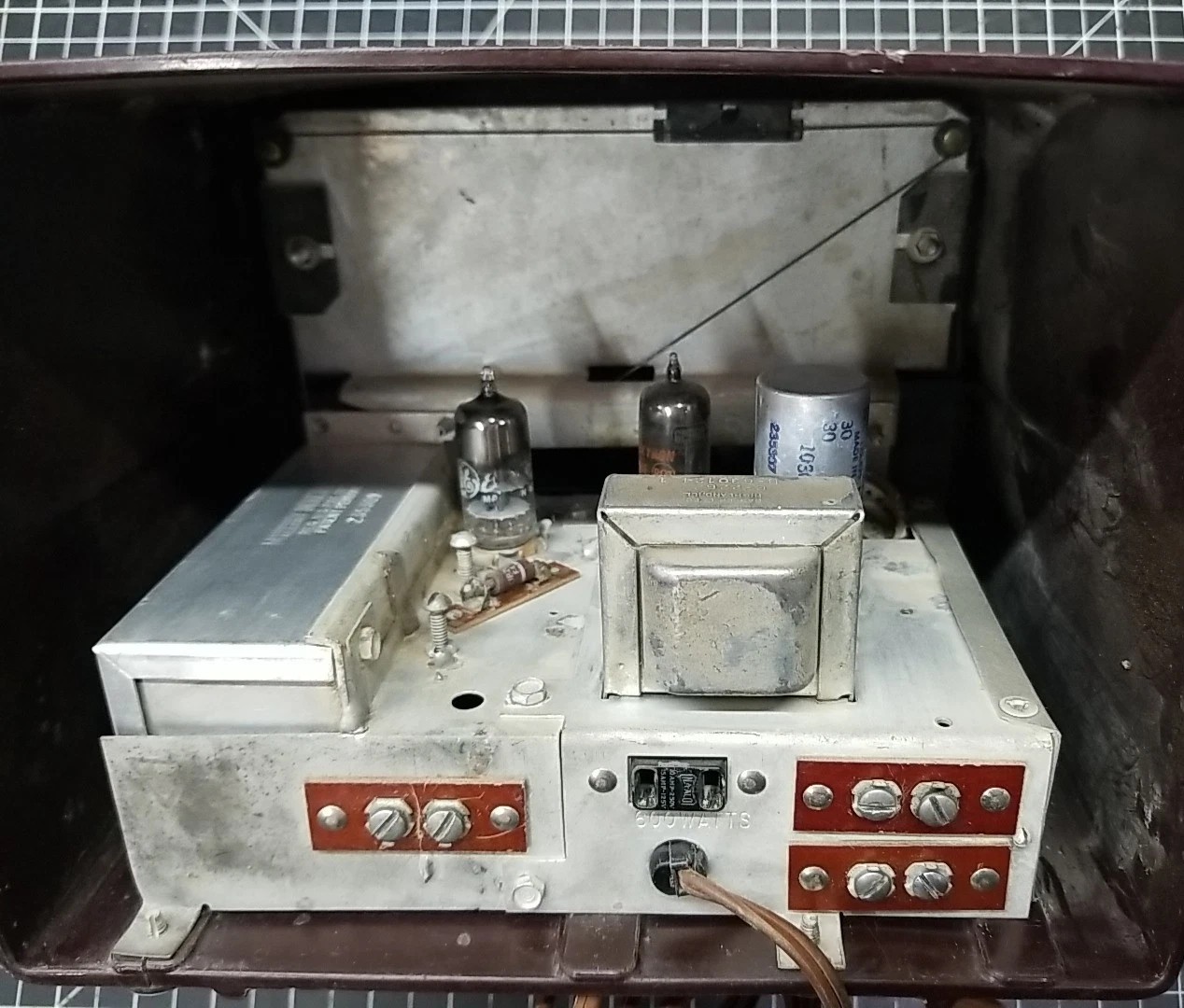 MALLORY 101 – Vintage UHF/VHF TV Antenna Converter, 600 W, Vaccum Tubes, Works