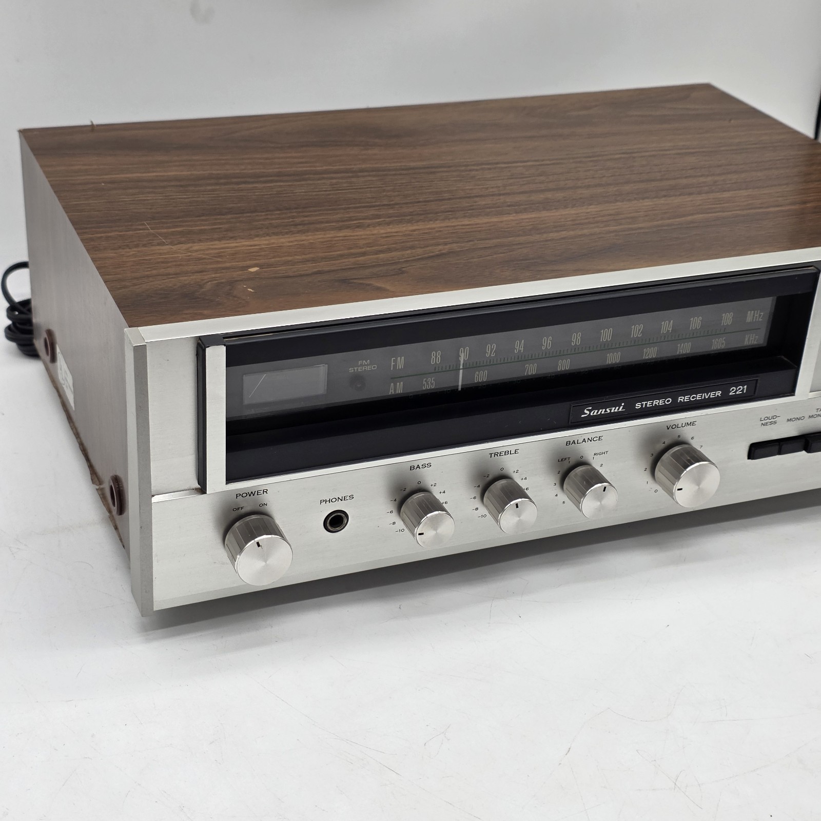 Vintage-Sansui 221 Stereo Receiver FM/AM