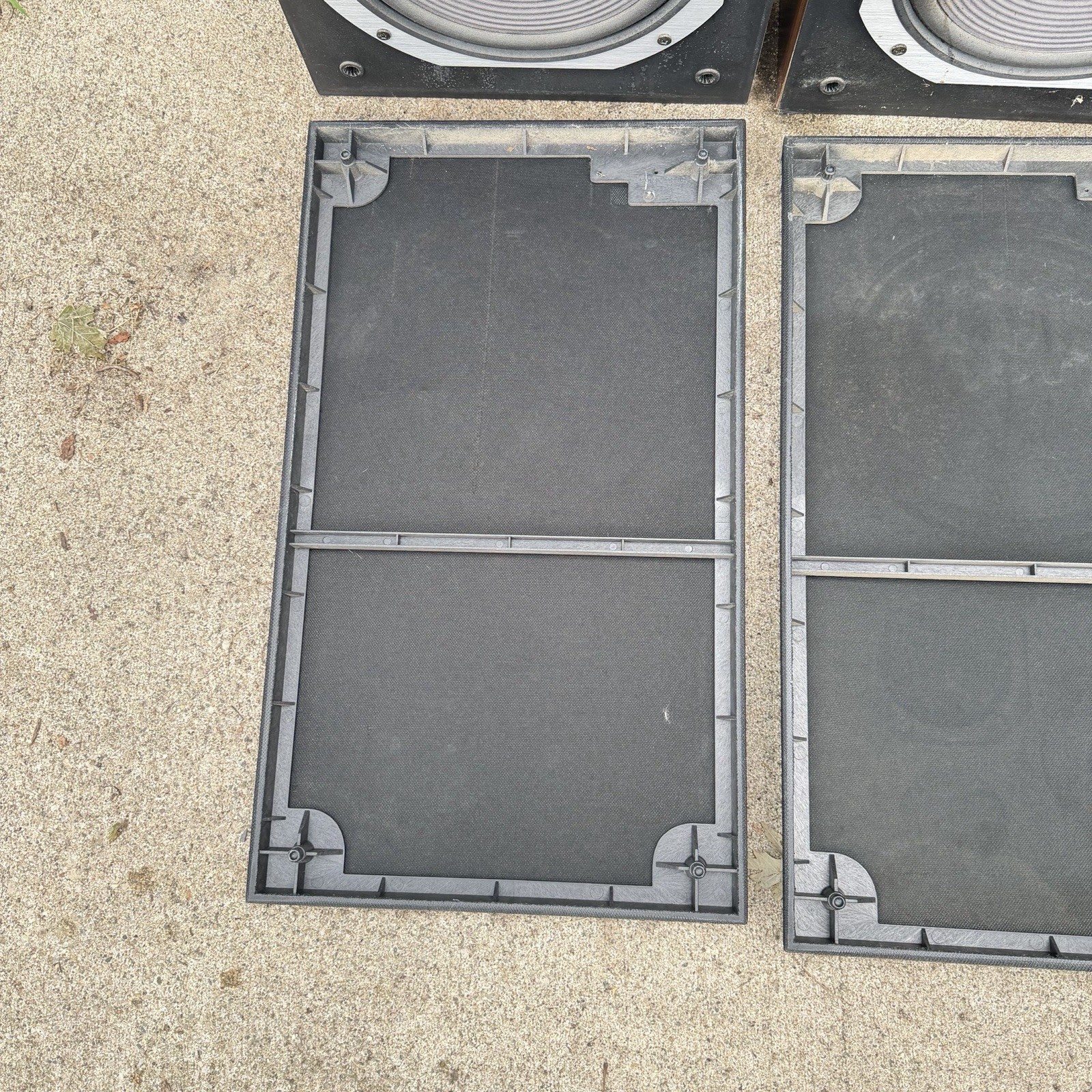 Vintage Pioneer HPM-900 Floor Speakers w/ Original Grill Covers Tested Working