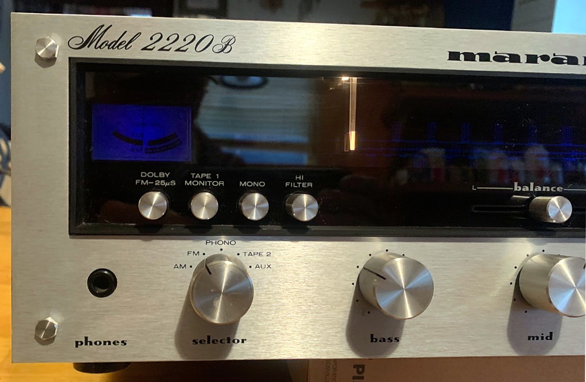 Marantz 2220B Receiver – working unit