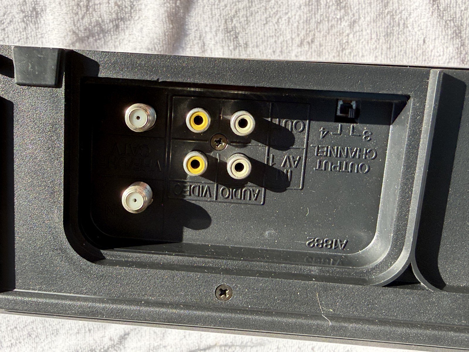 Sharp VC-A542U VCR 4-Head Mid-Drive VHS HQ Universal Remote Compatible AS-IS